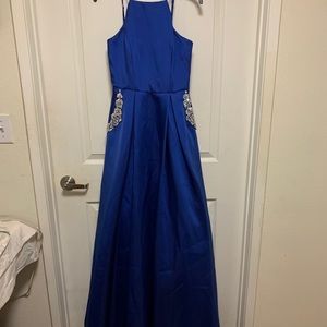 Royal Navy Blue Gown Sz 1 HAS POCKETS! NWT